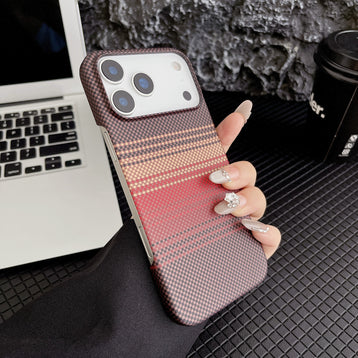 Kevlar Carbon Fiber Case for iPhone 17 Pro Max/16 | Semi-Armor Shockproof